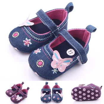 Обувь для малышей, новорожденная девочка, джинсовая Мягкая подошва, Детская домашняя обувь с бантом и вышивкой, Модная обувь для кроватки 0-18 м