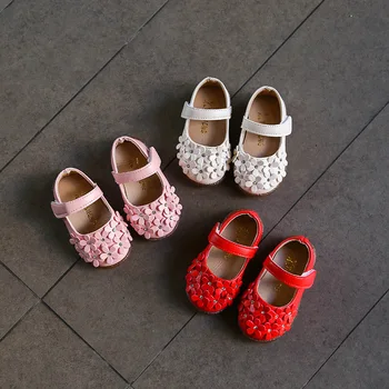 Осенняя новая обувь для маленьких девочек на плоской подошве с цветочным принцессой, уличная детская свадебная обувь для малышей, мокасины из мягкой искусственной кожи от 0 до 1 года