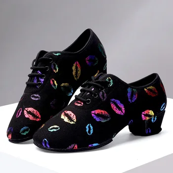 танцевальная обувь на высоком каблуке, кроссовки, женская обувь для бальных и латиноамериканских танцев, женская черная танцевальная обувь с закрытым носком, принт для губ